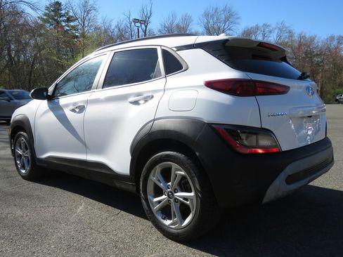 Used 2023 Hyundai Kona SEL FWD image 7