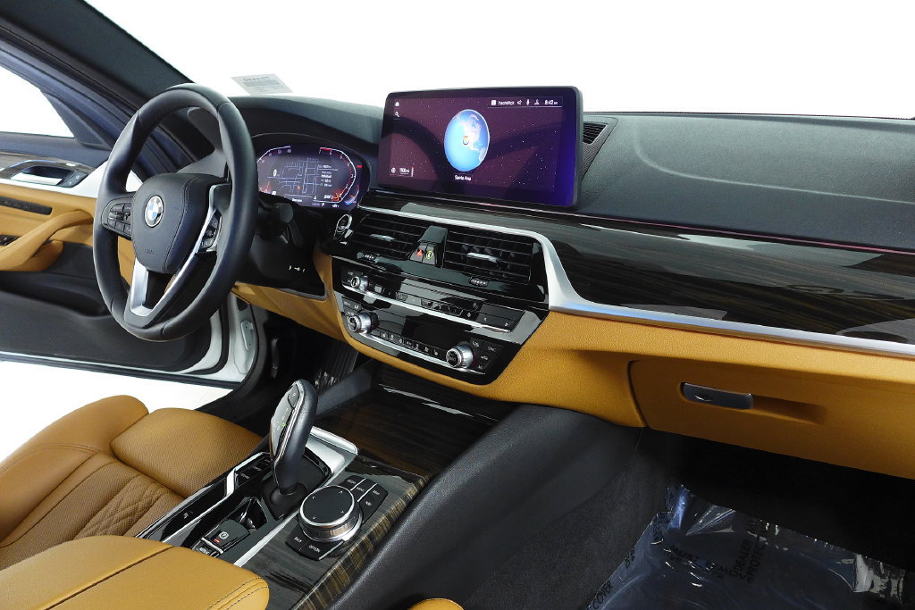 Certified 2023 BMW 530i w/ Convenience Package RWD image 13