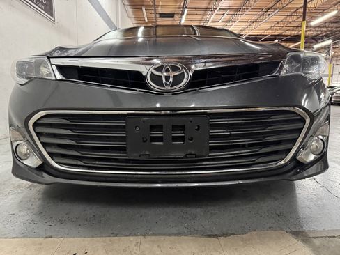 Used 2014 Toyota Avalon XLE image 4
