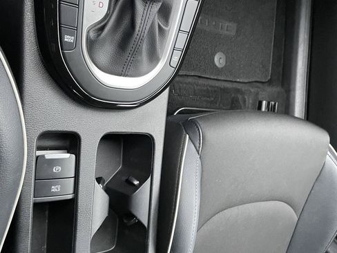 Used 2022 Kia Forte GT-Line w/ GT-Line Technology Package FWD image 29