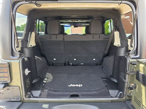 Used 2015 Jeep Wrangler Unlimited Sport AWD/4WD image 8
