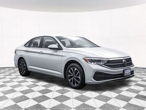 Certified 2023 Volkswagen Jetta S image 36