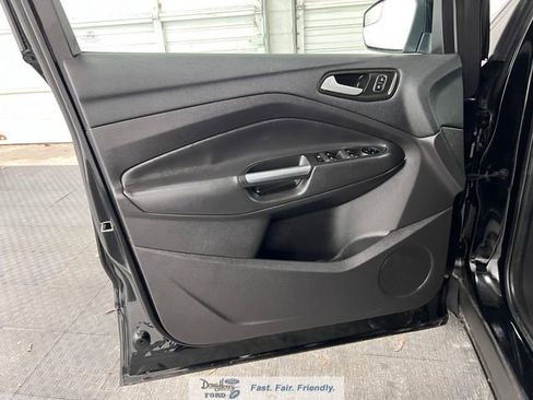 Used 2018 Ford Escape SEL image 24