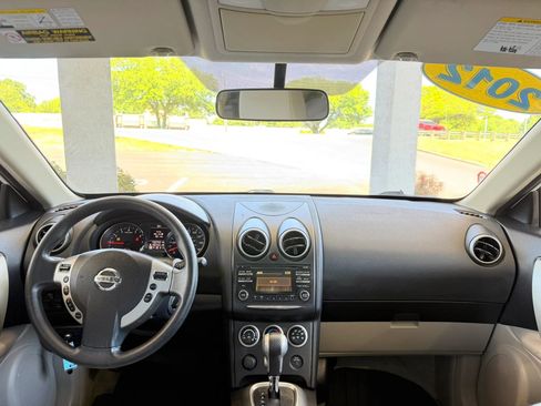 Used 2012 Nissan Rogue SV AWD/4WD image 8