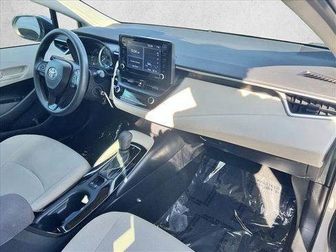 Certified 2022 Toyota Corolla LE image 21