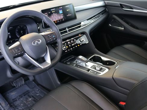 Certified 2025 INFINITI QX60 Luxe image 19