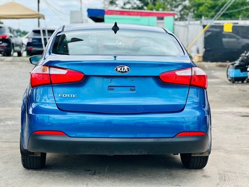 Used 2015 Kia Forte LX w/ Popular Package FWD image 7