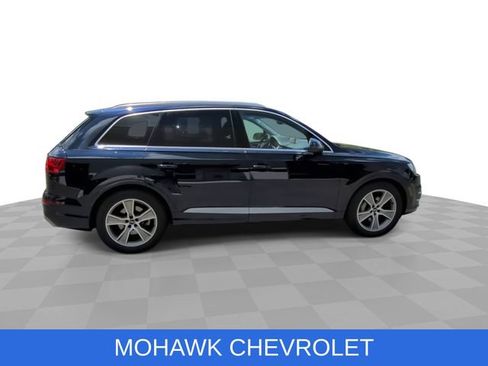 Used 2018 Audi Q7 3.0T Prestige AWD/4WD image 10
