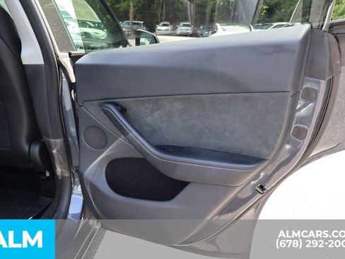Used 2023 Tesla Model Y AWD image 28