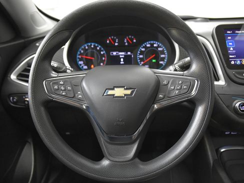 Used 2024 Chevrolet Malibu LT FWD image 18