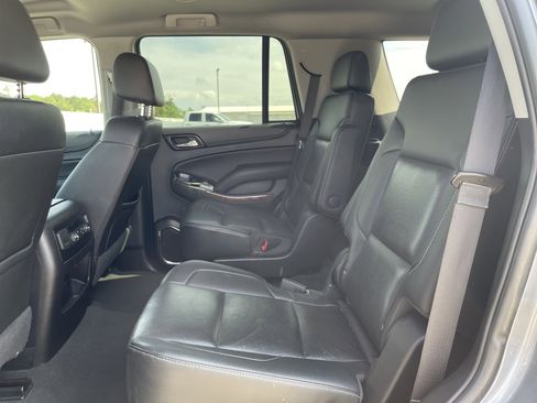 Used 2020 Chevrolet Tahoe Premier RWD image 36