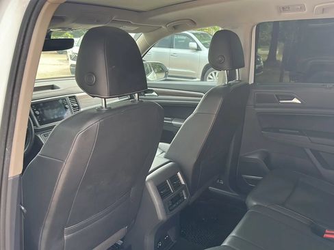 Used 2021 Volkswagen Atlas SE FWD image 17