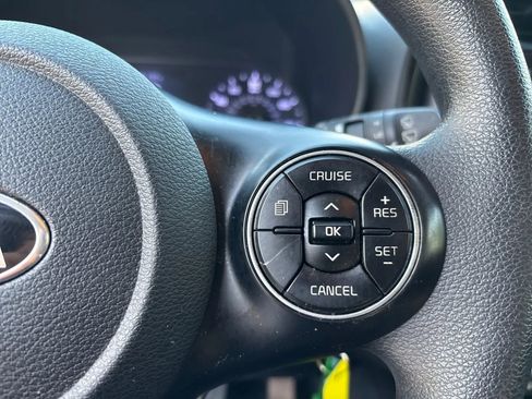 Used 2020 Kia Soul S FWD image 14