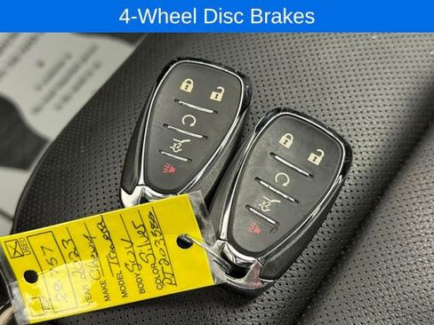 Used 2023 Chevrolet Traverse Premier image 30