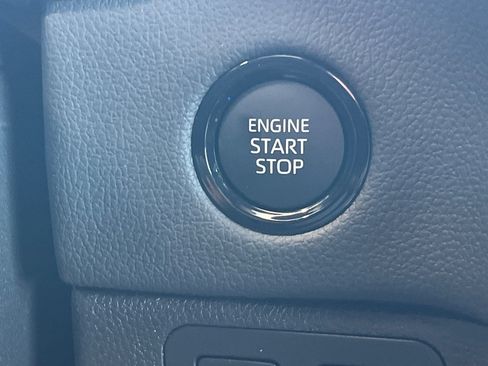 New 2026 Toyota Tundra Limited AWD/4WD image 18