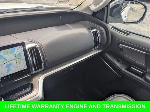 Used 2025 Ford Expedition Max Platinum AWD/4WD image 18