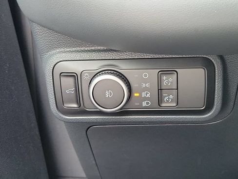 Certified 2025 Ford Explorer Active w/ Active Comfort Package RWD image 22