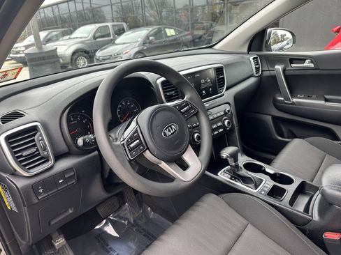 Used 2021 Kia Sportage LX image 17