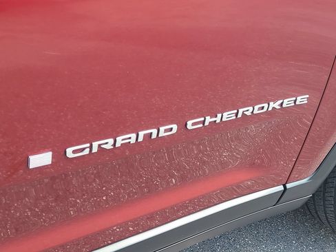 Certified 2021 Jeep Grand Cherokee L Limited RWD image 8