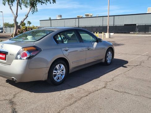 Used 2011 Nissan Altima 2.5 S w/ Convenience Pkg image 9