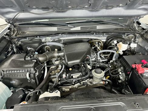 Certified 2020 Toyota Tacoma SR w/ SR Convenience Package AWD/4WD image 28