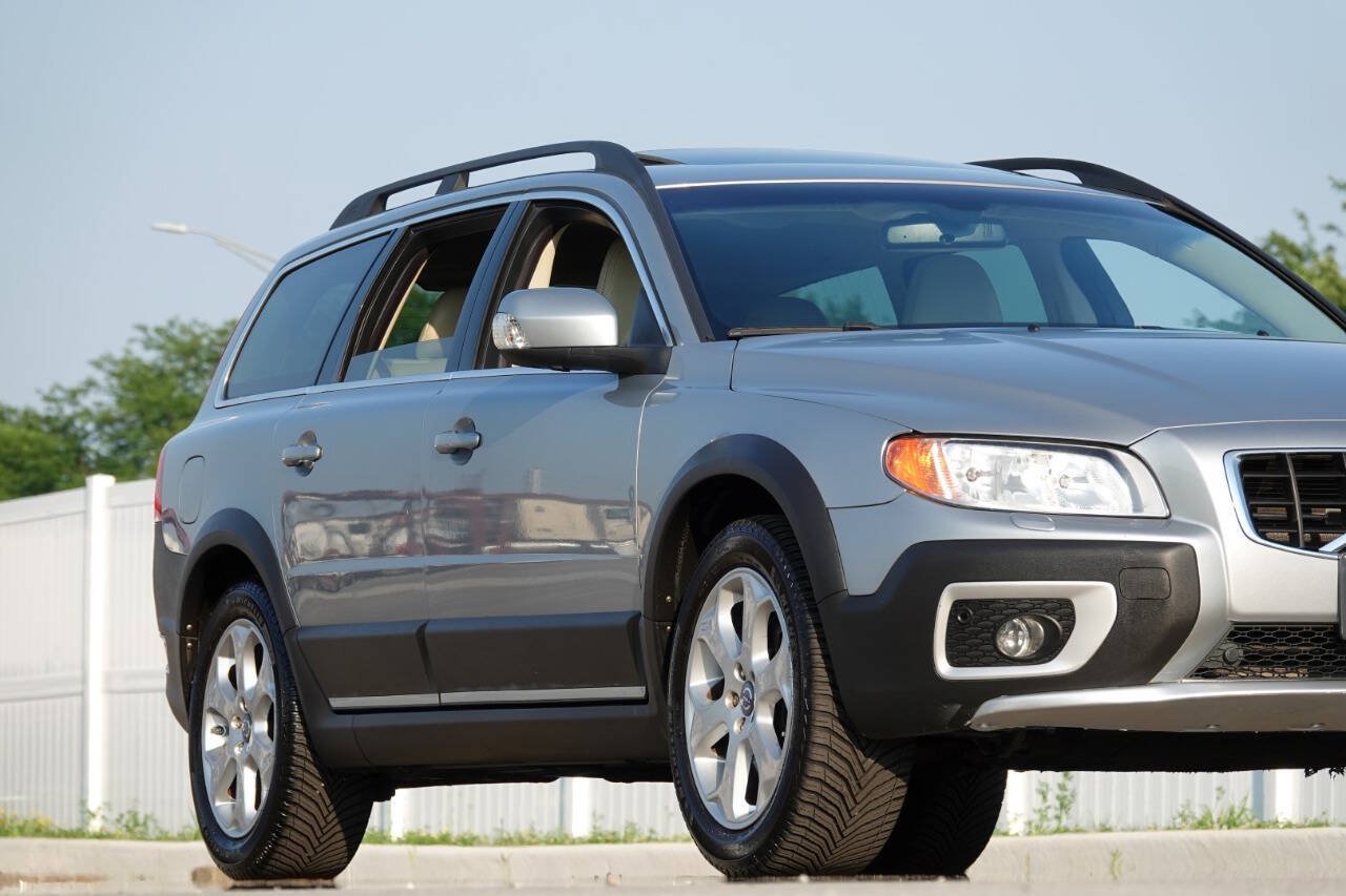 Used 2010 Volvo XC70 T6 AWD/4WD image 45