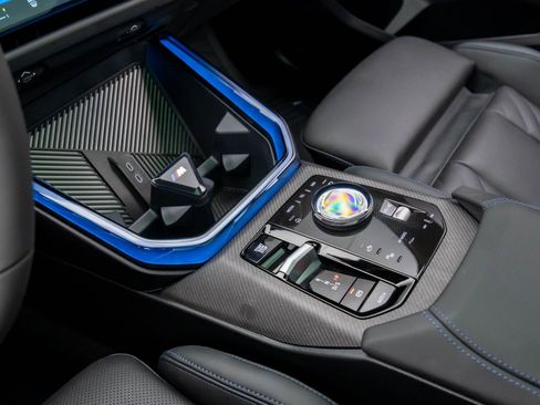 New 2025 BMW X3 xDrive30i w/ Premium Package image 12