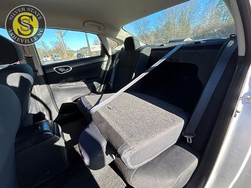 Used 2015 Nissan Sentra S image 15