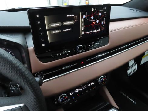 New 2026 Mitsubishi Outlander SEL FWD image 16