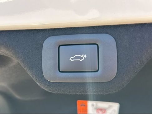 New 2026 Lexus ES 350e FWD image 21