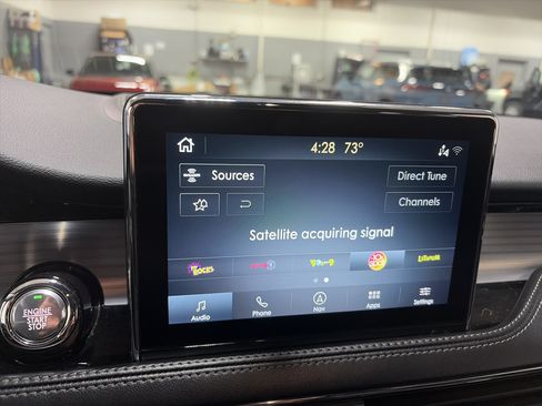 Used 2021 Lincoln Corsair AWD w/ Equipment Group 101A image 10