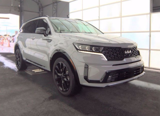 Certified 2023 Kia Sorento SX AWD/4WD image 3