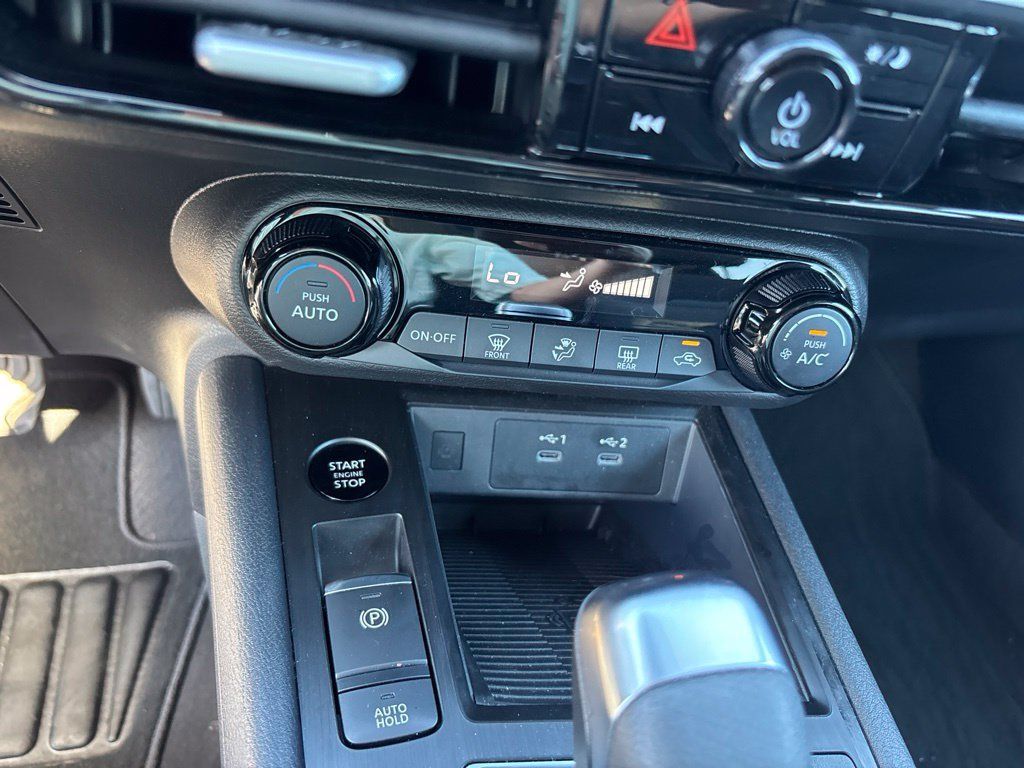Used 2026 Nissan Kicks SV FWD image 23