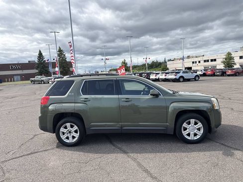 Used 2015 GMC Terrain SLE w/ Safety Package AWD/4WD image 5