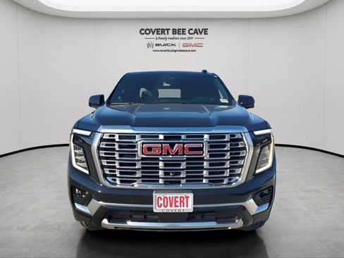 New 2026 GMC Yukon Denali w/ Sun & Power Step Package image 2