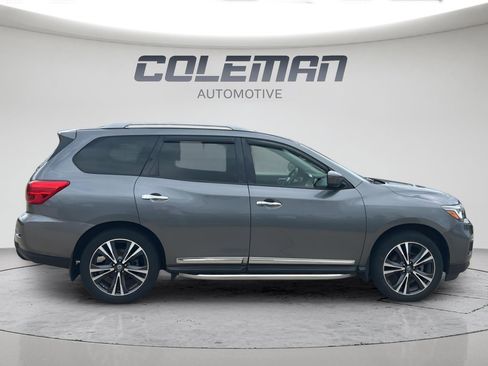 Used 2018 Nissan Pathfinder Platinum AWD/4WD image 4