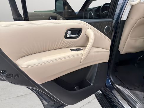 Used 2021 Nissan Armada Platinum RWD image 21