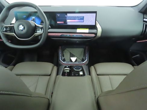 Certified 2025 BMW X3 xDrive30i w/ Premium Package image 14