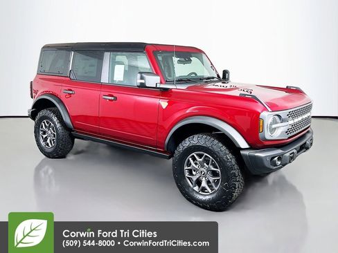 New 2025 Ford Bronco Badlands image 1