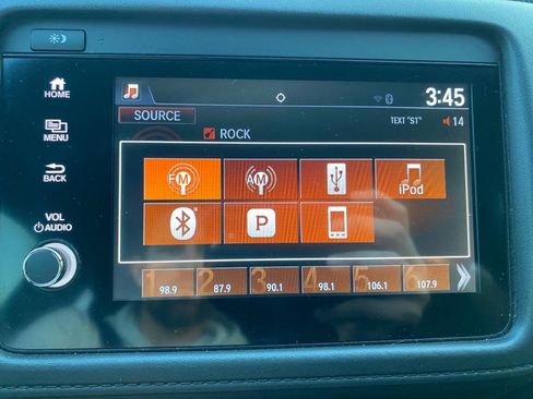 Used 2022 Honda HR-V Sport image 14