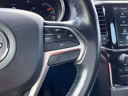 Used 2021 Jeep Grand Cherokee Laredo X AWD/4WD image 19