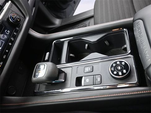 Used 2023 Nissan Pathfinder Rock Creek image 25