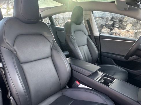 Used 2024 Tesla Model 3 image 46