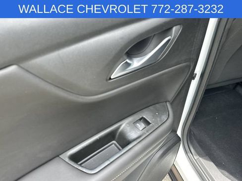Used 2022 Chevrolet Blazer LT w/ LPO, Black Accent Package FWD image 12