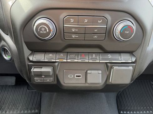 New 2026 Chevrolet Silverado 1500 Custom Trail Boss w/ LPO, Dark Essentials Package image 23