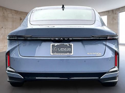 New 2026 Lexus ES 500e AWD/4WD image 4