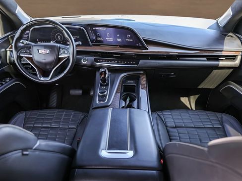 Used 2022 Cadillac Escalade Sport Platinum AWD/4WD image 28
