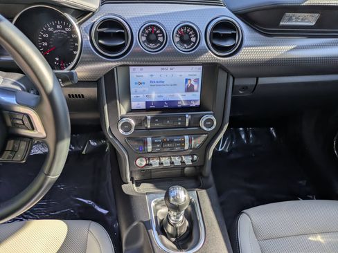 Certified 2020 Ford Mustang Coupe RWD image 23