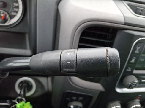 Used 2018 RAM 2500 Tradesman w/ Chrome Appearance Group image 22