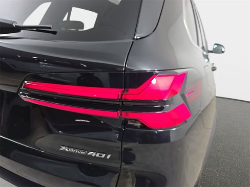 Used 2026 BMW X5 xDrive40i image 39